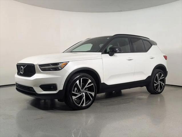 2021 Volvo XC40 T5 R-Design