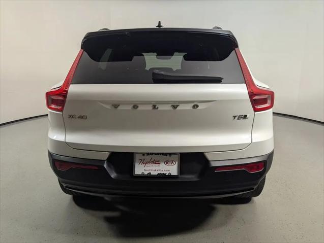 2021 Volvo XC40 T5 R-Design