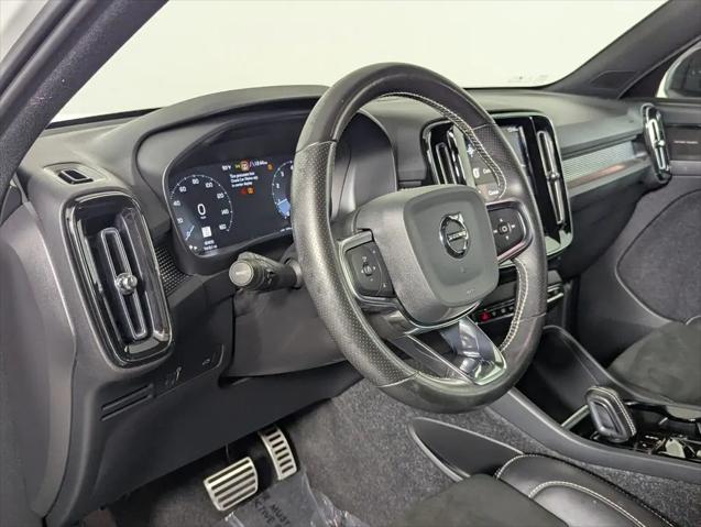 2021 Volvo XC40 T5 R-Design