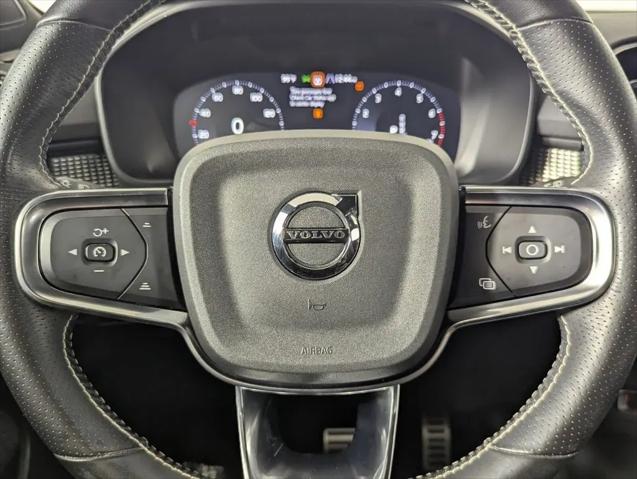 2021 Volvo XC40 T5 R-Design