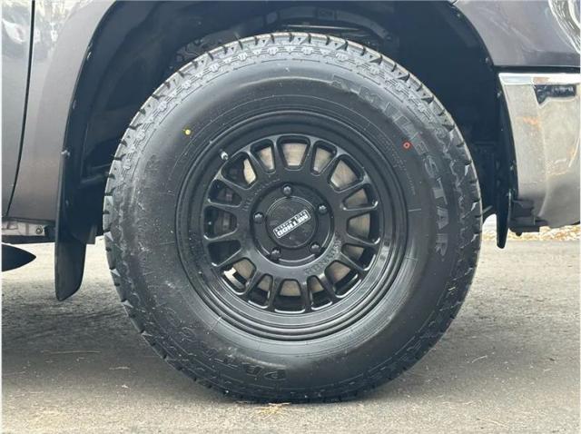 2017 Toyota Tundra Limited 5.7L V8