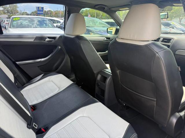 2016 Volkswagen Jetta 1.8T Sport