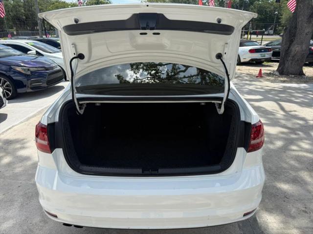 2016 Volkswagen Jetta 1.8T Sport