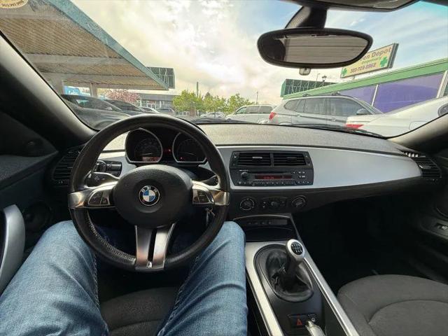 2006 BMW Z4 3.0i