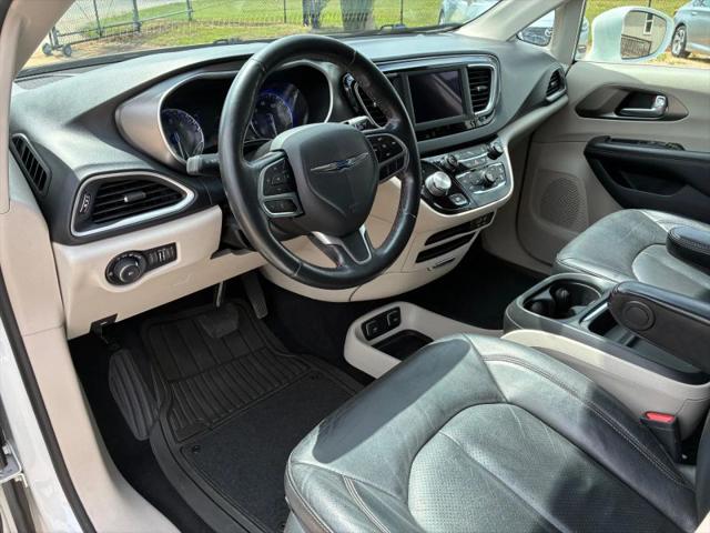 2020 Chrysler Pacifica Touring L
