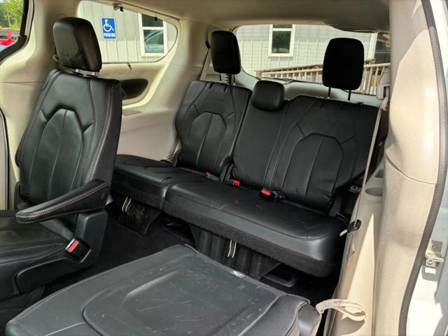 2020 Chrysler Pacifica Touring L