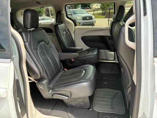 2020 Chrysler Pacifica Touring L