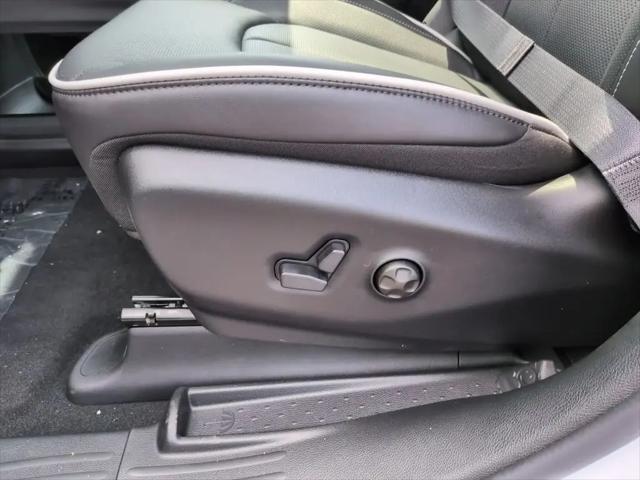 2027 Chrysler Pacifica Limited AWD