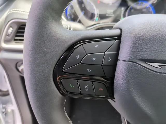 2027 Chrysler Pacifica Limited AWD