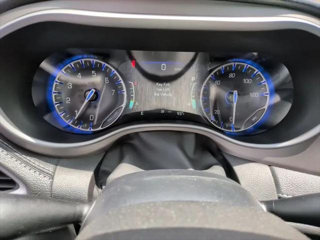 2027 Chrysler Pacifica Limited AWD