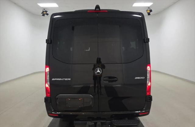 2022 Mercedes-Benz Sprinter 2500 Standard Roof V6
