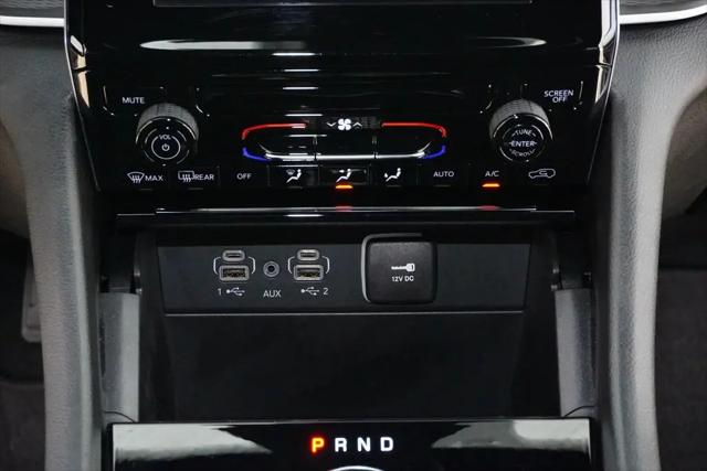 2024 Jeep Grand Cherokee L Laredo 4x4