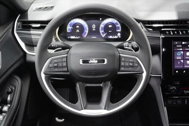 2024 Jeep Grand Cherokee L Laredo 4x4