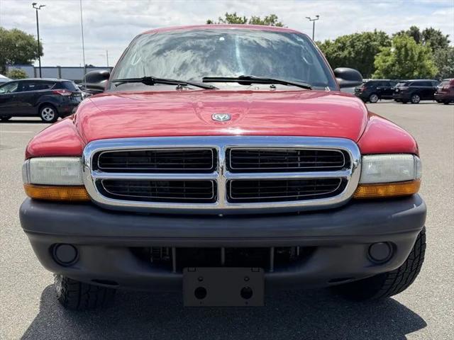 2004 Dodge Dakota Base