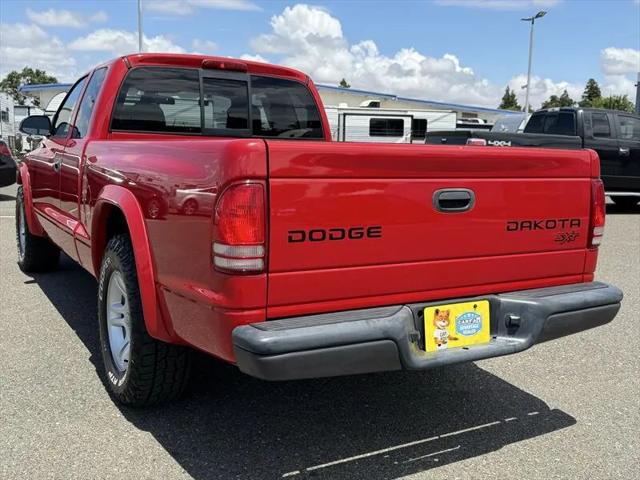 2004 Dodge Dakota Base