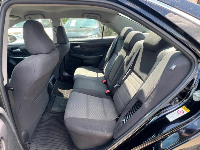 2017 Toyota Camry LE