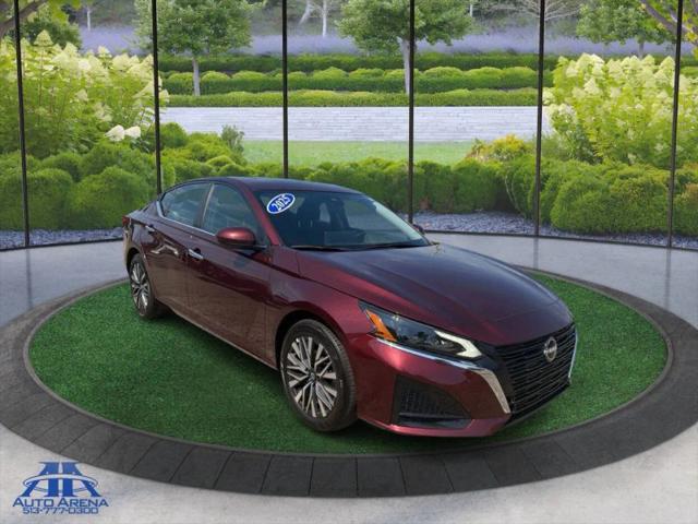 2025 Nissan Altima SV FWD for sale near Fairfield, OH