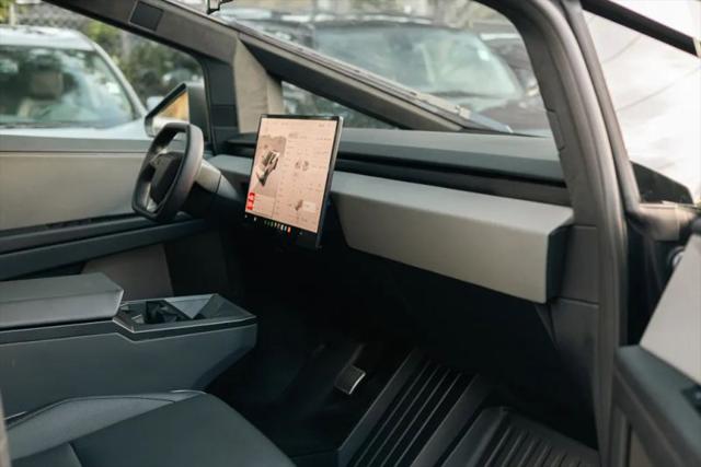 2024 Tesla Cybertruck All-Wheel Drive