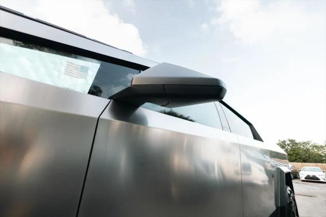 2024 Tesla Cybertruck All-Wheel Drive