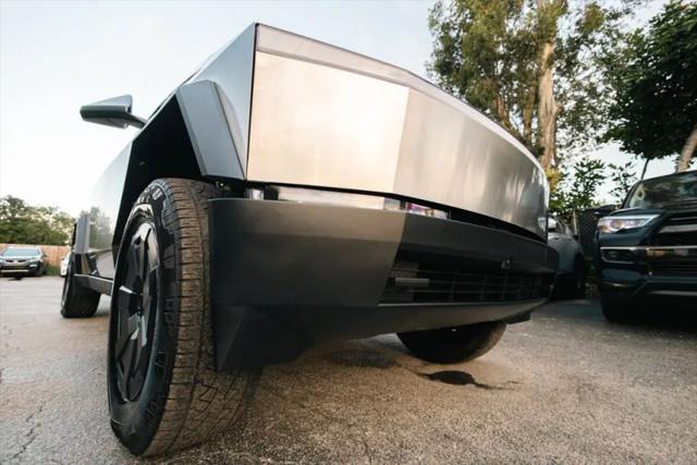 2024 Tesla Cybertruck All-Wheel Drive