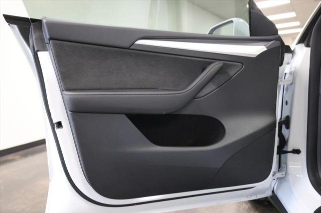 2024 Tesla Model Y Long Range Dual Motor All-Wheel Drive