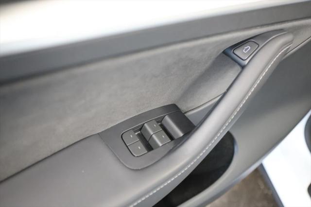 2024 Tesla Model Y Long Range Dual Motor All-Wheel Drive
