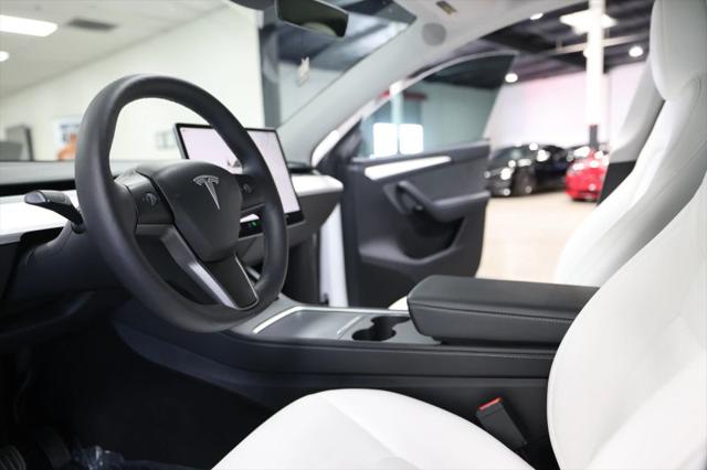 2024 Tesla Model Y Long Range Dual Motor All-Wheel Drive