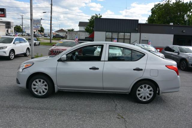 2019 Nissan Versa 1.6 S