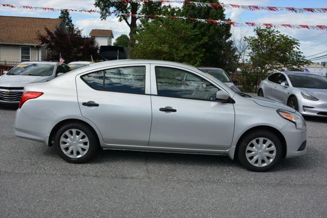 2019 Nissan Versa 1.6 S