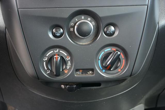 2019 Nissan Versa 1.6 S
