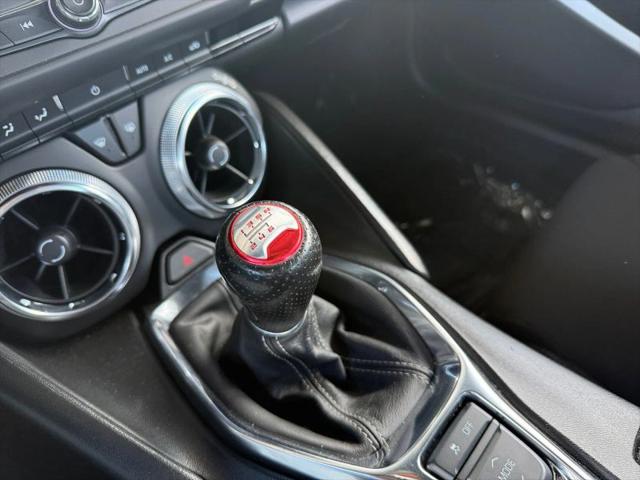 2022 Chevrolet Camaro RWD Coupe LT1