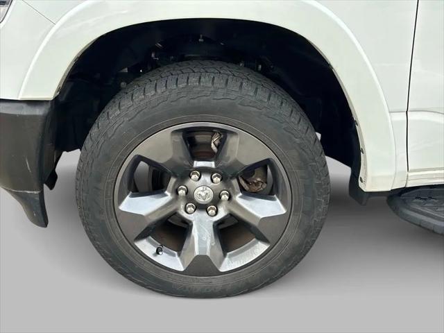 2023 Ram 1500 Big Horn Crew Cab 4x4 5'7" Box