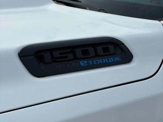 2023 Ram 1500 Big Horn Crew Cab 4x4 5'7" Box