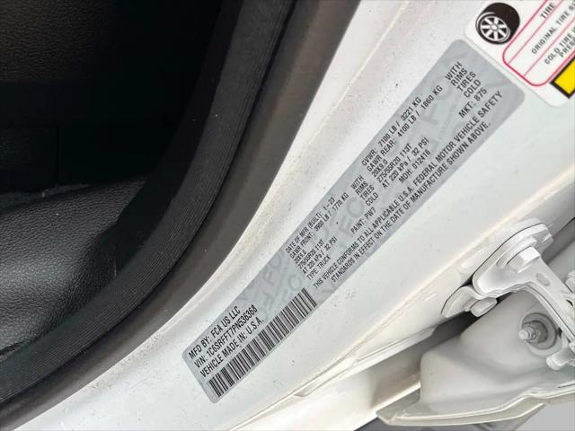 2023 Ram 1500 Big Horn Crew Cab 4x4 5'7" Box
