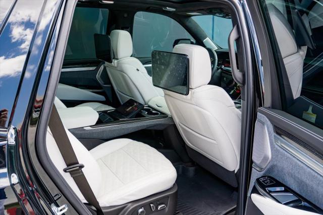 2025 Cadillac Escalade V-Series