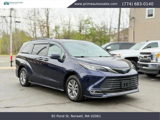 2022 Toyota Sienna XLE