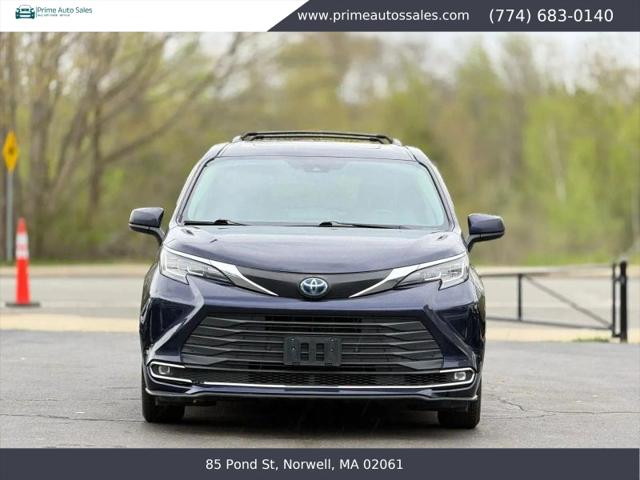 2022 Toyota Sienna XLE