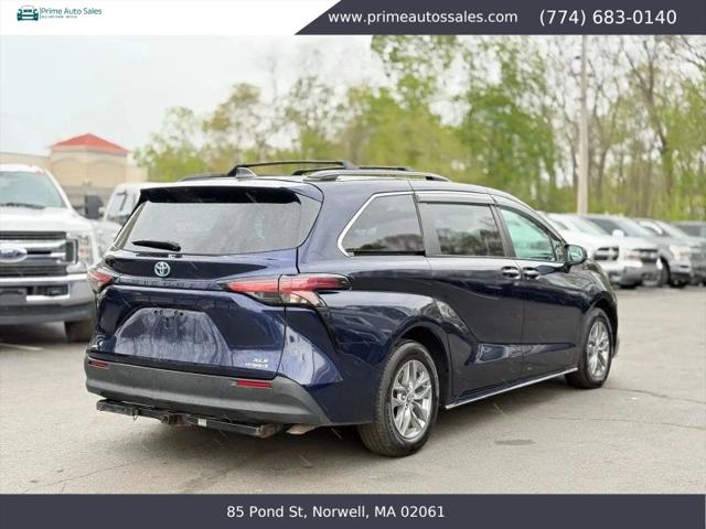 2022 Toyota Sienna XLE