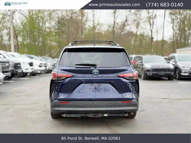 2022 Toyota Sienna XLE