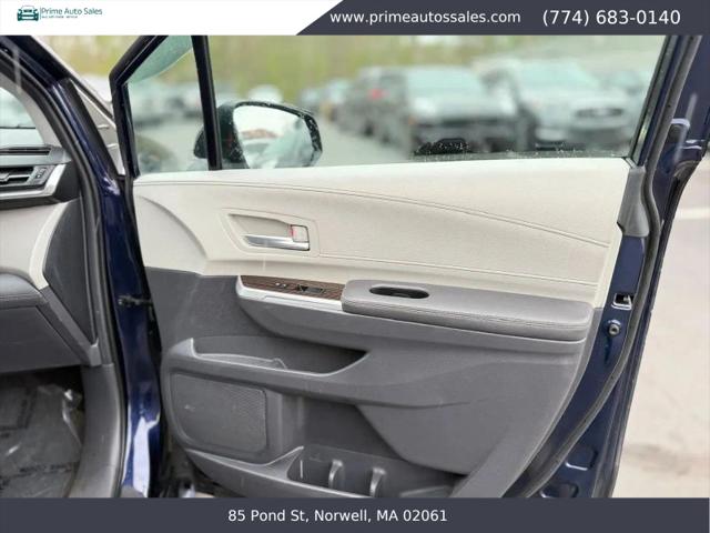 2022 Toyota Sienna XLE