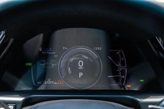 2022 Lexus ES 300h 300h