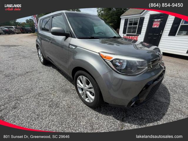 2016 Kia Soul +