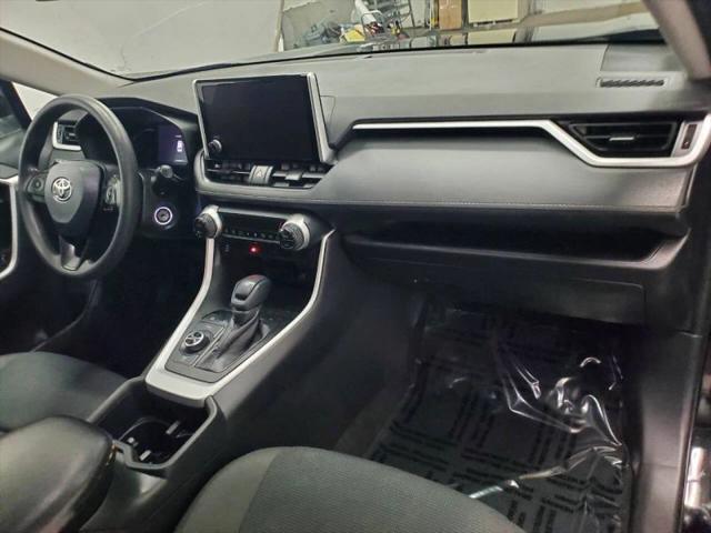2023 Toyota RAV4 Hybrid LE
