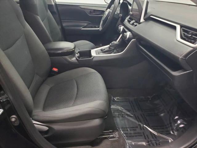 2023 Toyota RAV4 Hybrid LE
