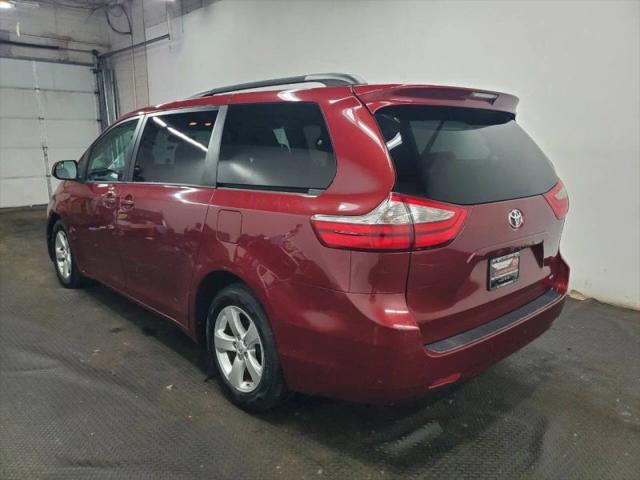 2015 Toyota Sienna LE 7 Passenger