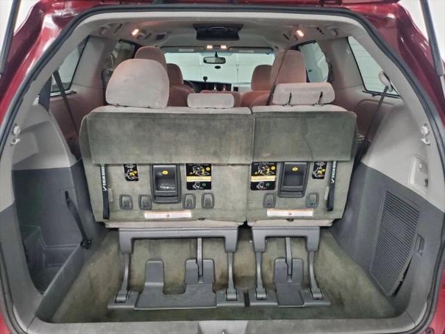 2015 Toyota Sienna LE 7 Passenger