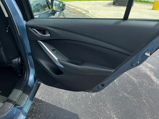 2016 Mazda Mazda6 i Sport