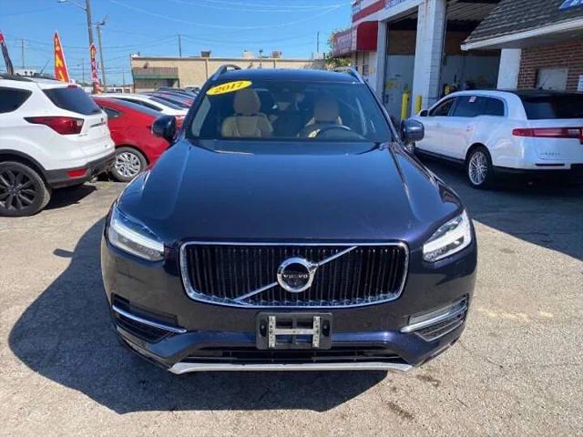 2017 Volvo XC90 T6 Momentum
