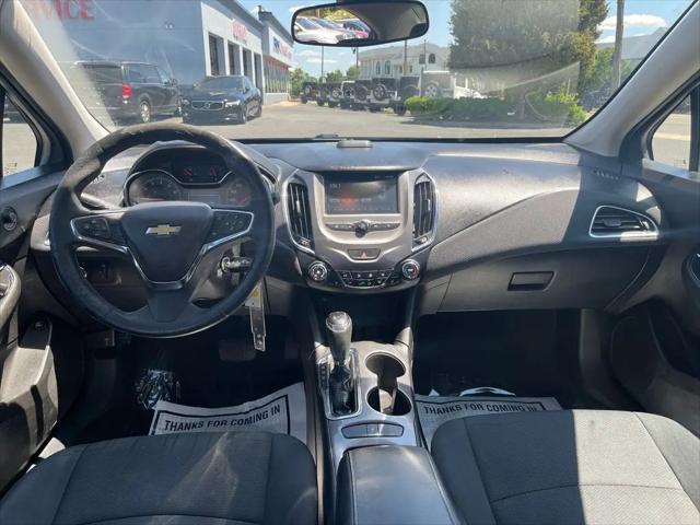 2018 Chevrolet Cruze LT Auto