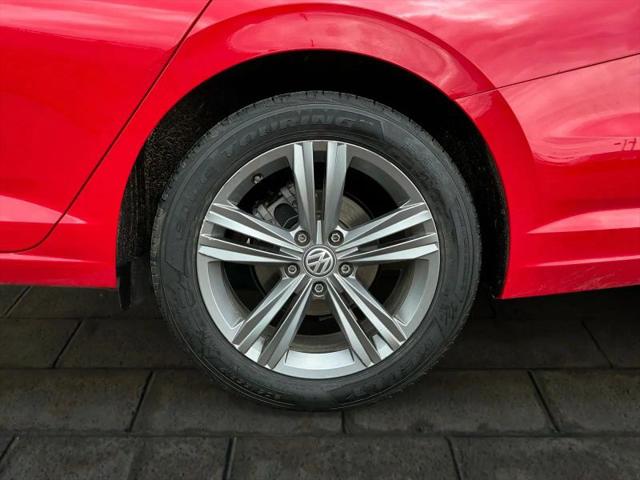 2019 Volkswagen Jetta 1.4T R-Line